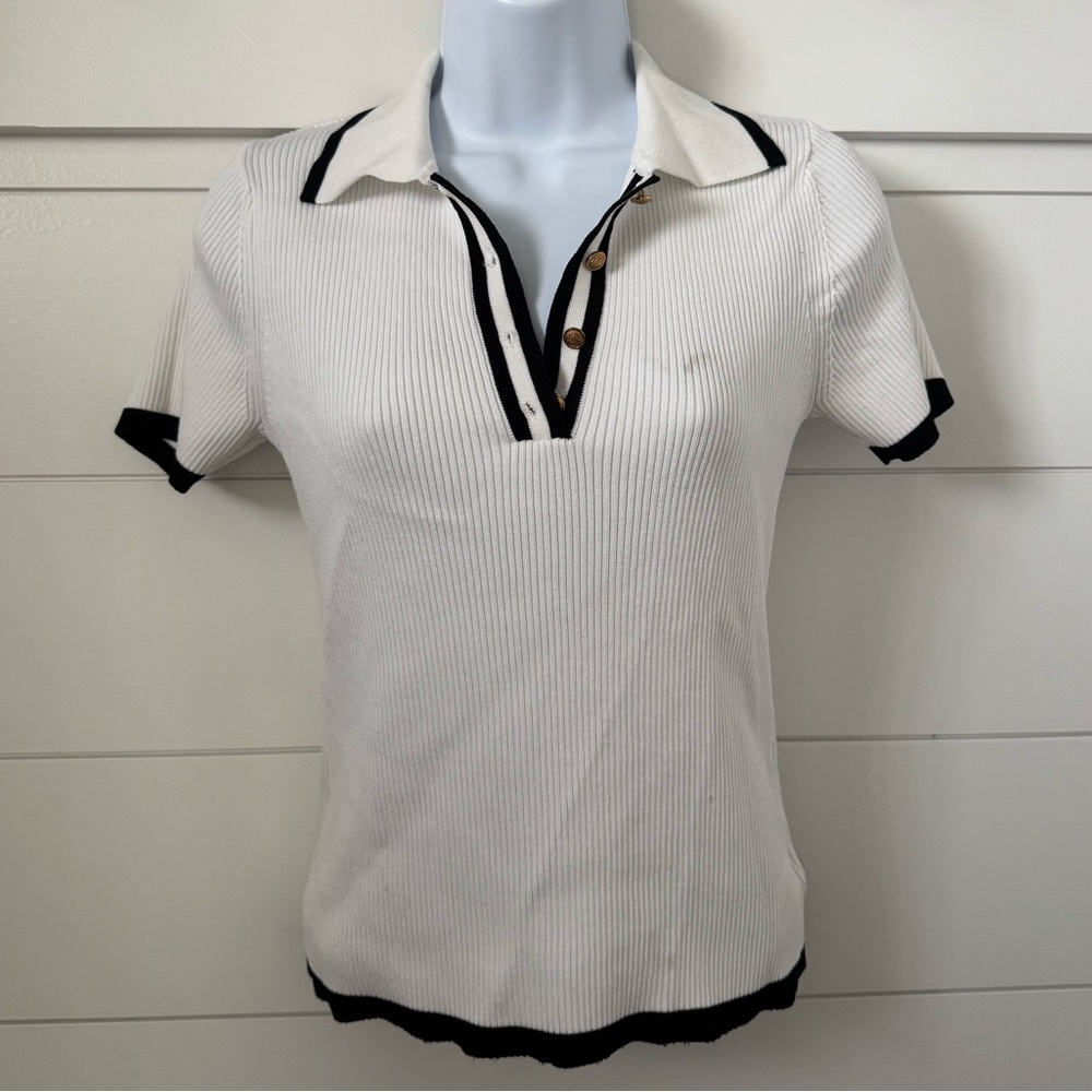 Commense White and Black Fitted Polo Shirt, Women’s M